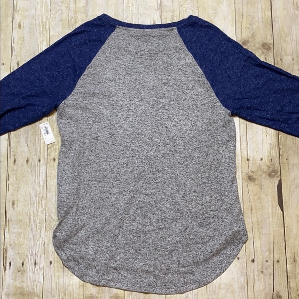 Old Navy Top - Picture 4 of 4